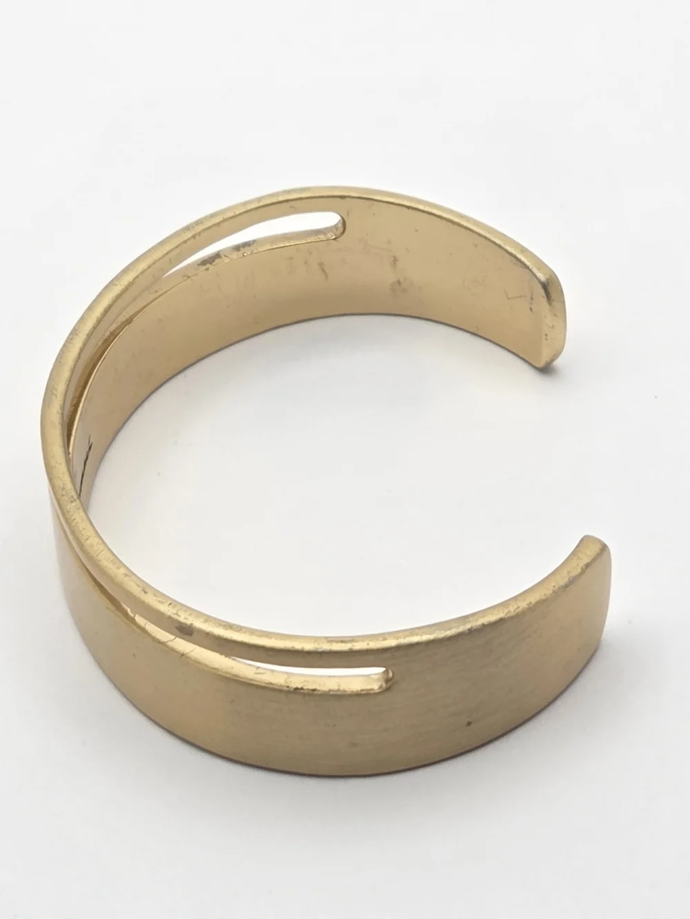 Jen Atkin x Chloe + Isabel Matte Gold Tone Negative Space Cuff Bracelet